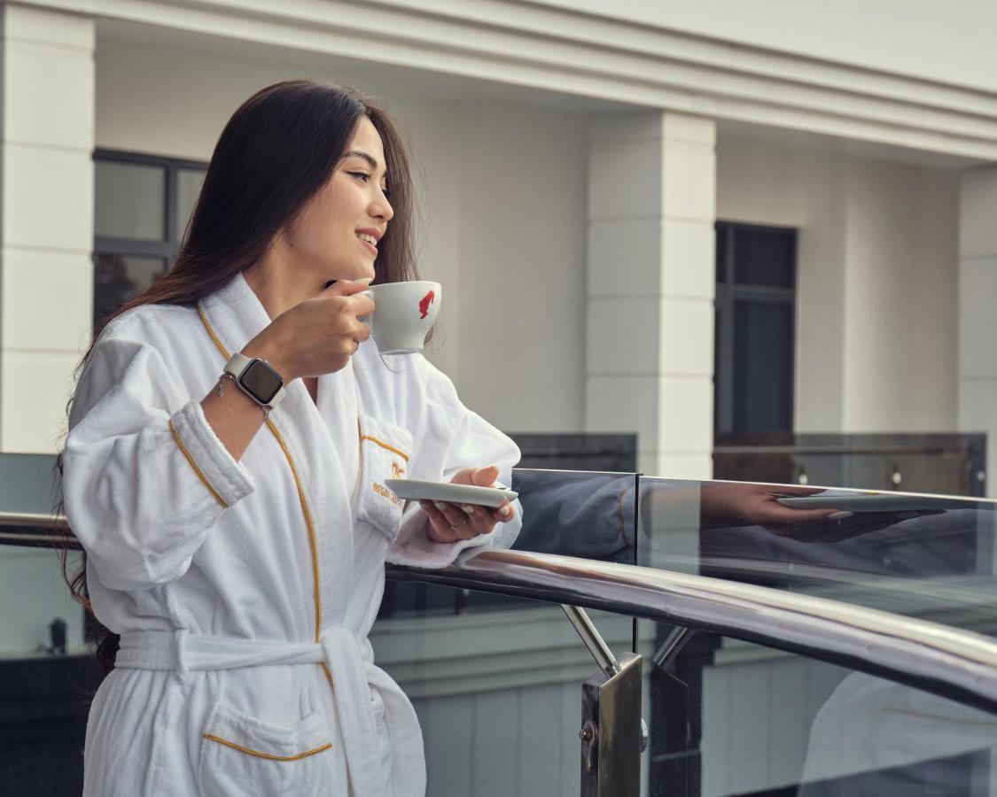 Wyndham Garden Tashkent Hotel Kültér fotó