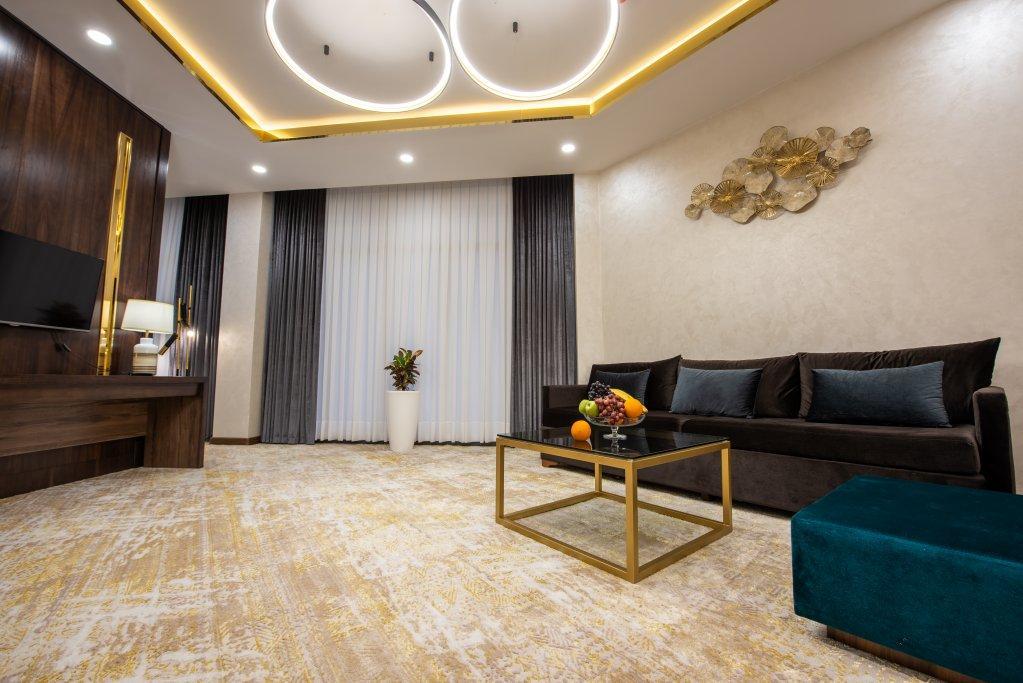 Wyndham Garden Tashkent Hotel Kültér fotó