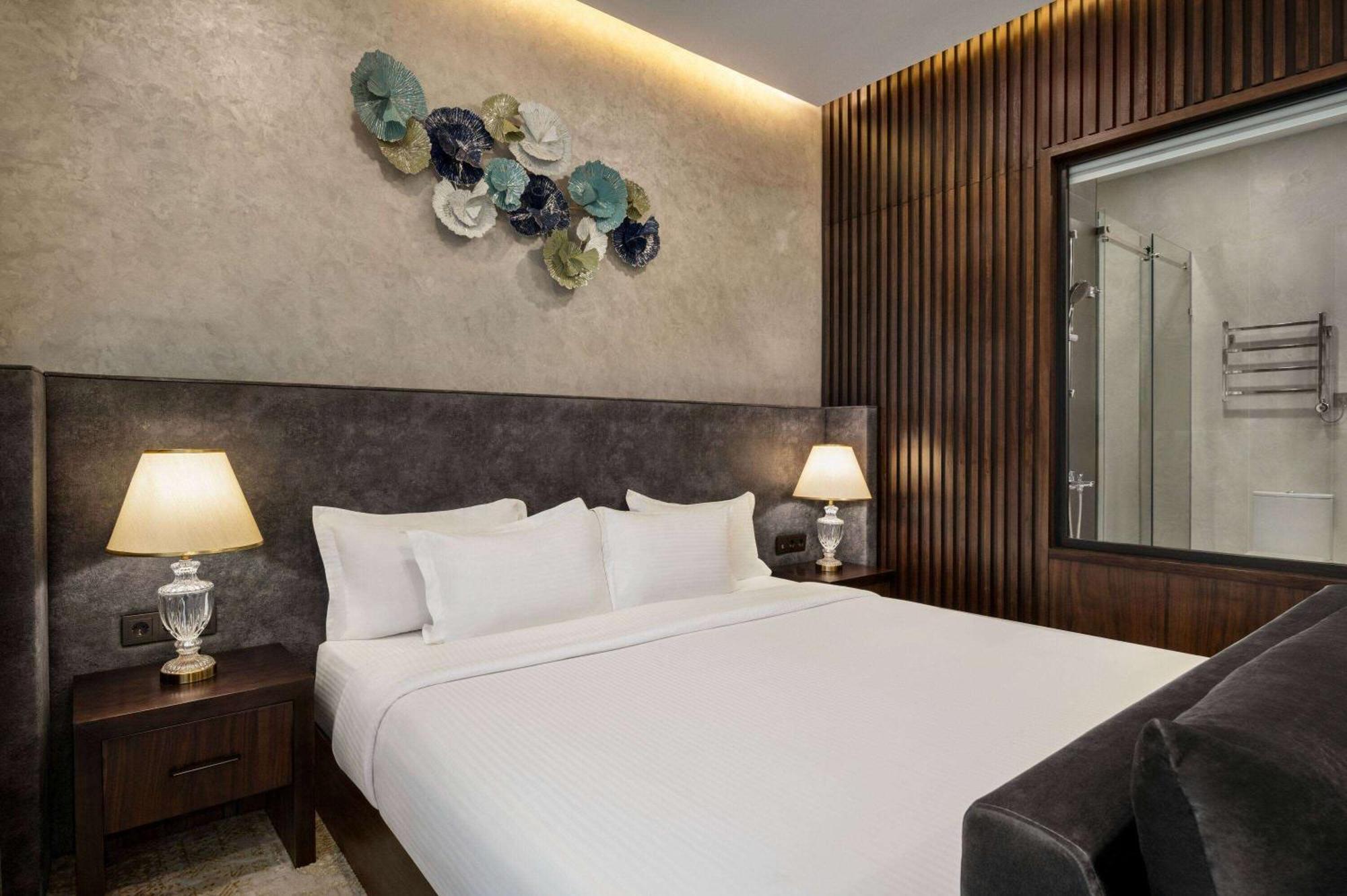 Wyndham Garden Tashkent Hotel Kültér fotó