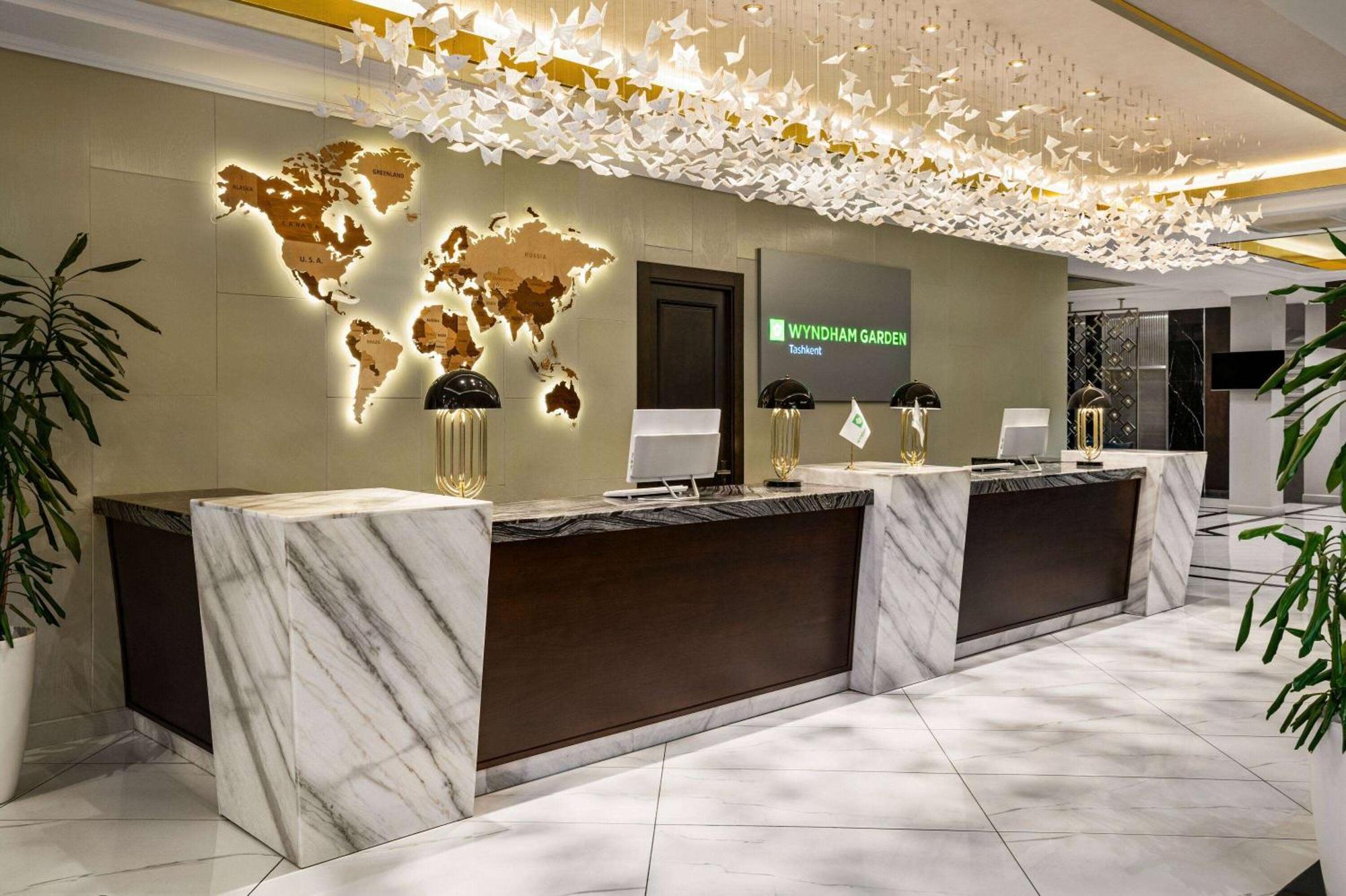 Wyndham Garden Tashkent Hotel Kültér fotó