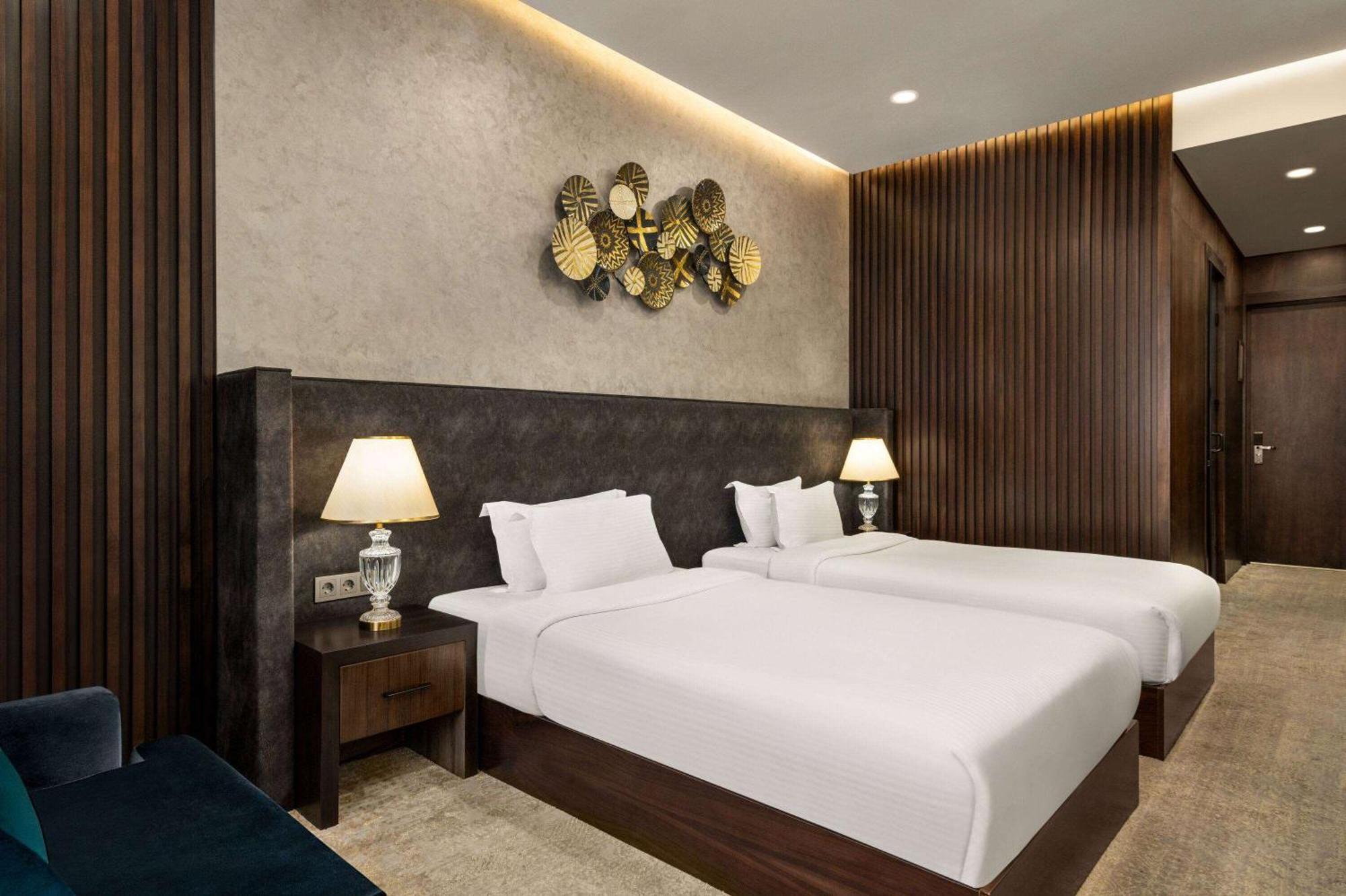 Wyndham Garden Tashkent Hotel Kültér fotó