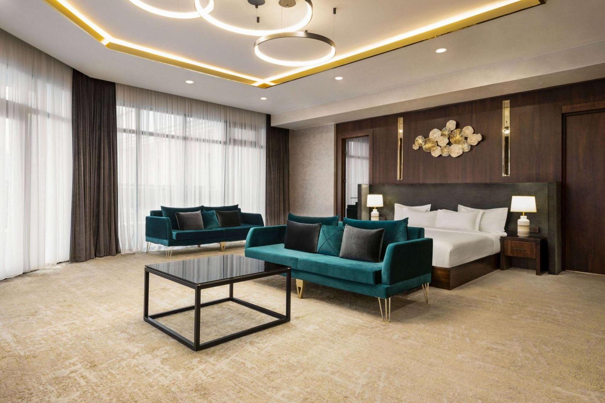 Wyndham Garden Tashkent Hotel Kültér fotó