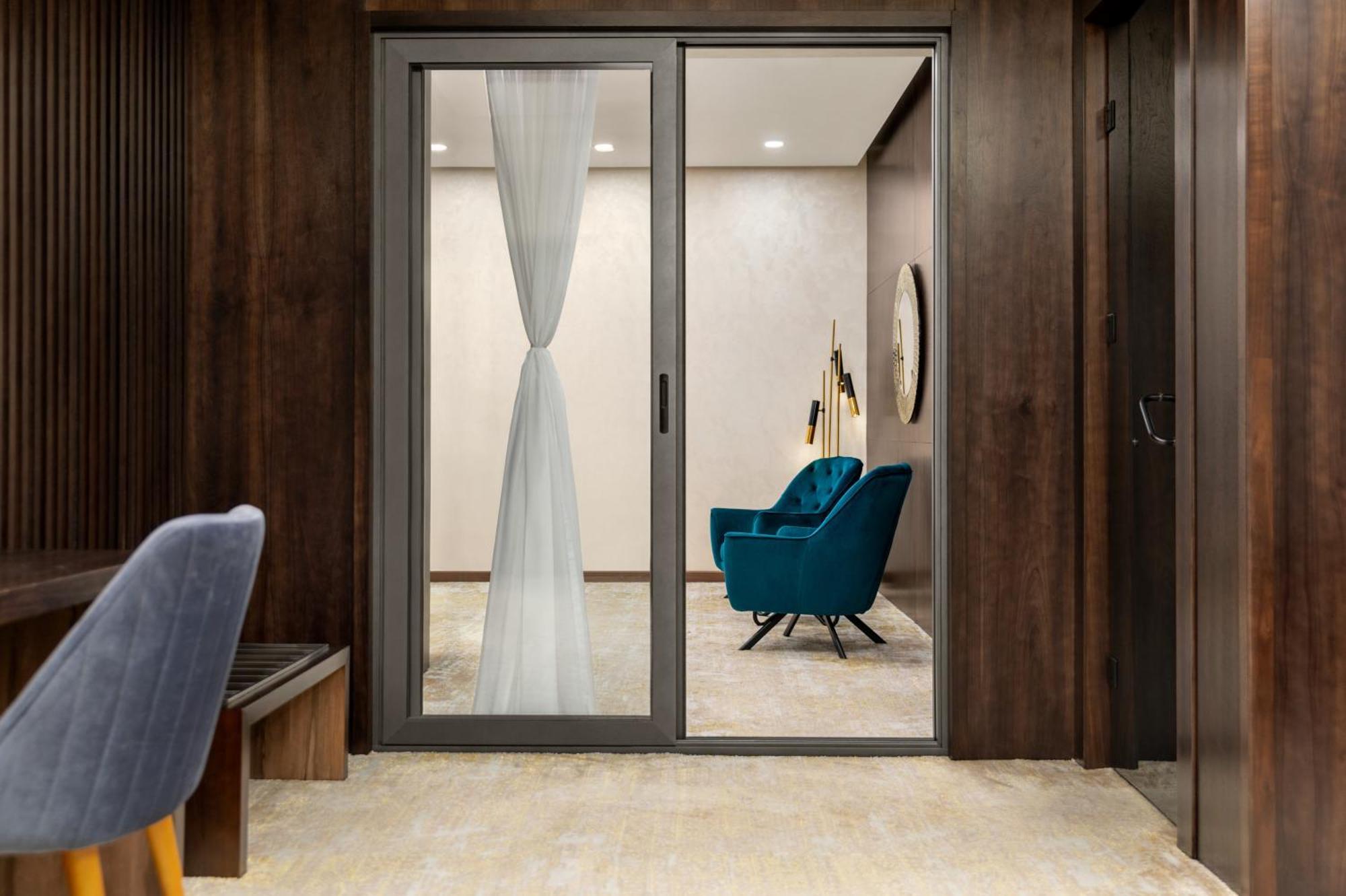 Wyndham Garden Tashkent Hotel Kültér fotó