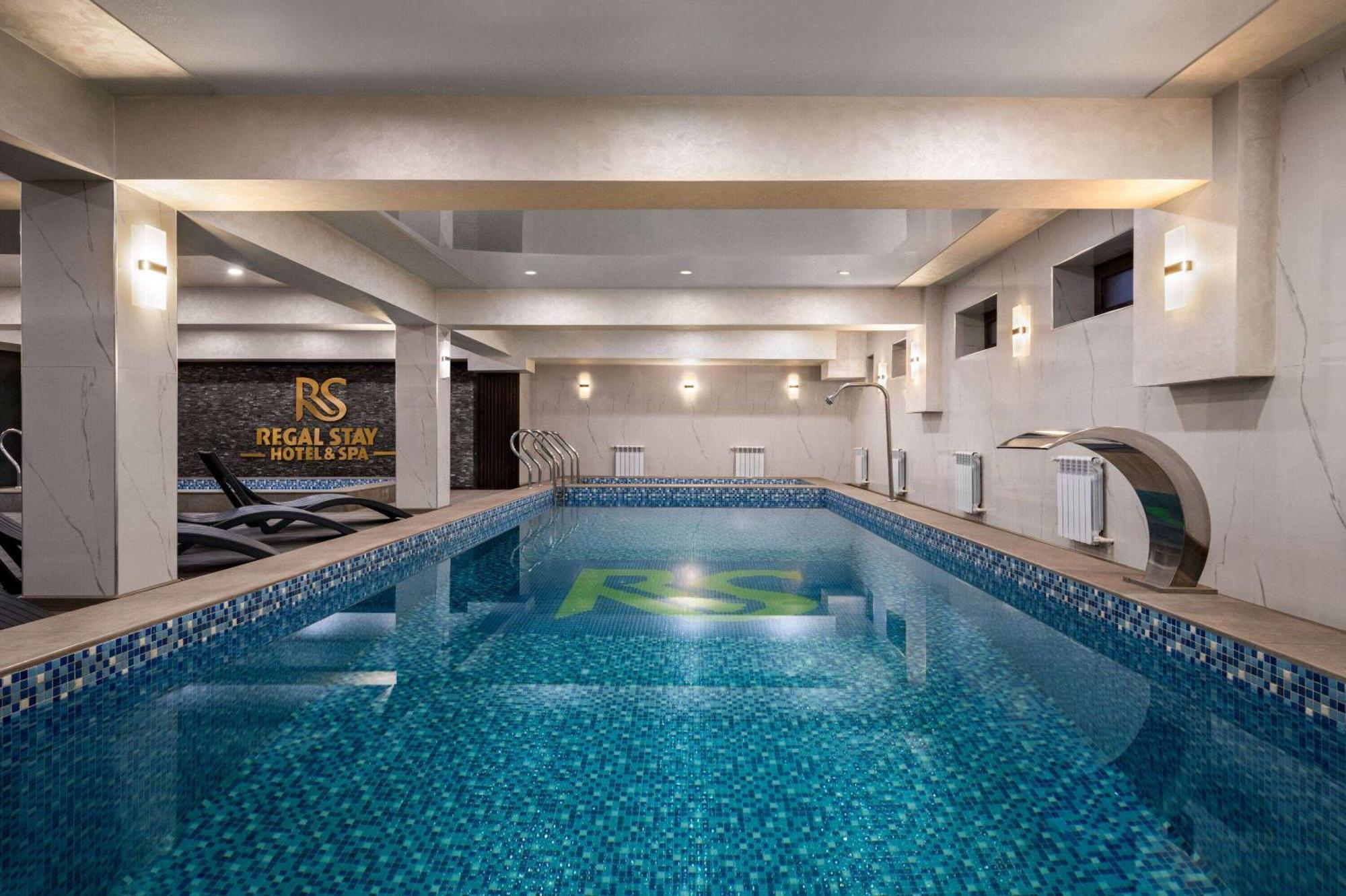 Wyndham Garden Tashkent Hotel Kültér fotó